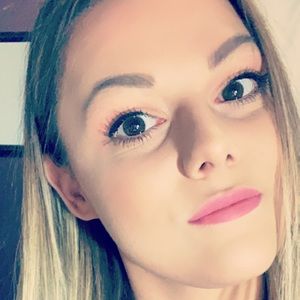 Meet your Posher, Joy